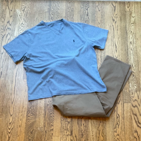 Polo Ralph Lauren Light Blue V-Neck T-Shirt - Picture 3 of 9